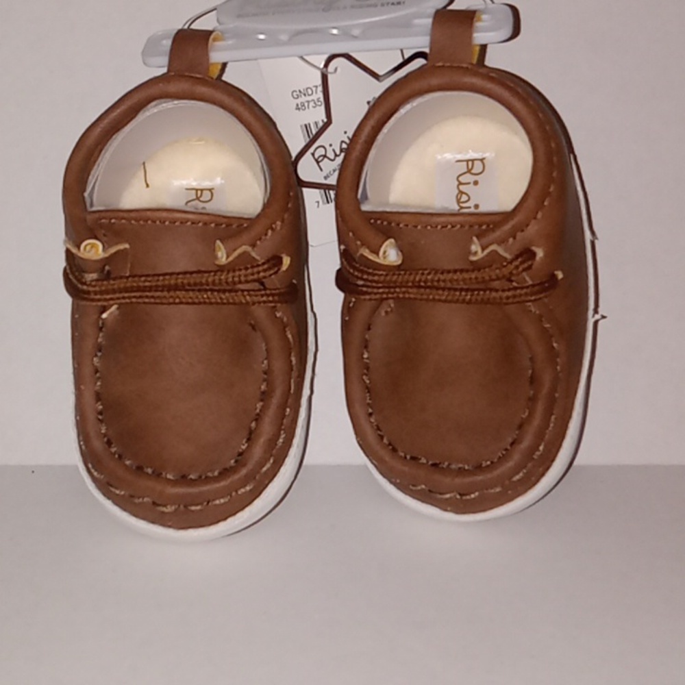 NWT Baby  Easy On Shoes